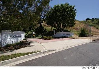 3rd image of 2478 Saratoga Ln