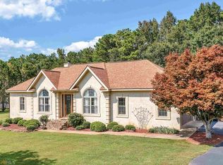 31 Hutchinson Farms Rd, Griffin, GA 30224