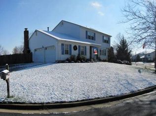 43 Liberty Dr, Dayton, NJ