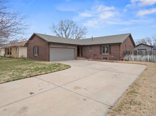 1736 N Holland Ln, Wichita, KS 67212