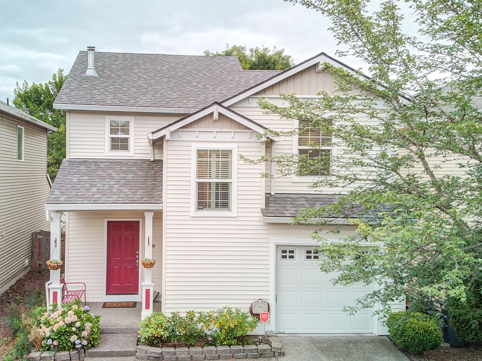 1st image of 5248 NE Schoeler Cir