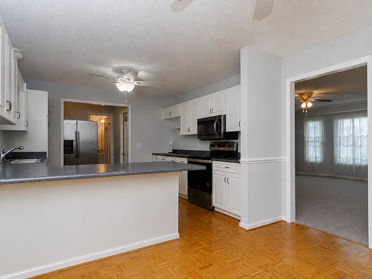 717 Sloop Pointe Ln — Photo 6