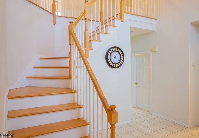 4 Lewis Hollow Rd — Photo 10