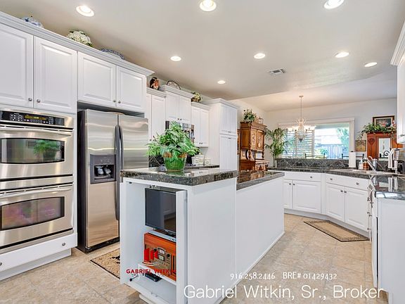 5th image of 67 Montilla Cir