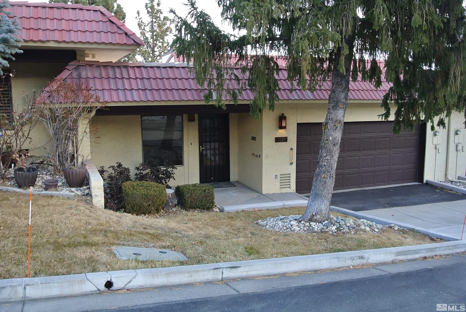 3359 Skyline Blvd photo 1