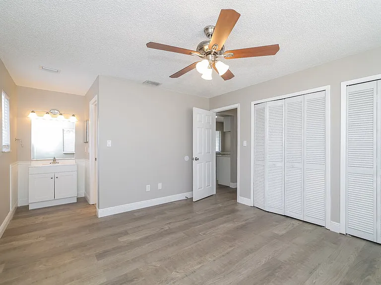 7064 Harbor Point Blvd — Photo 11