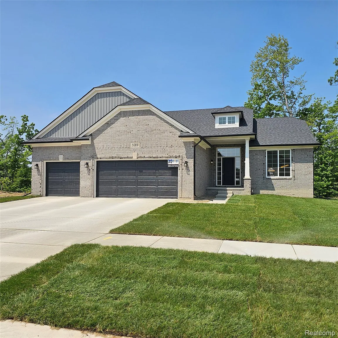 50691 Timberstone Dr photo 1