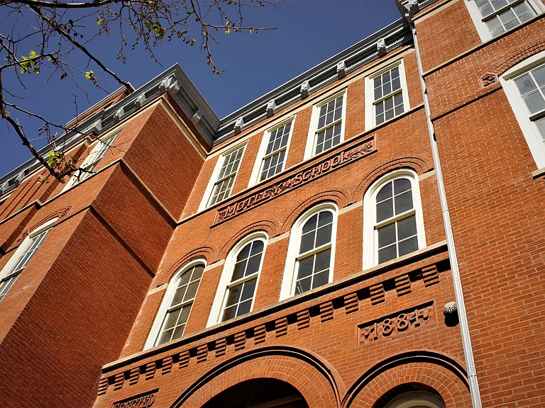 Motley School Apartments — Photo 44