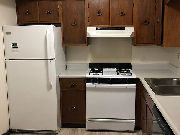 3rd image of 870 College Ave APT 7A