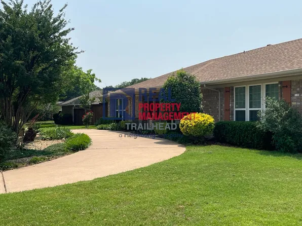 6400 Espana Dr, Fort Worth, TX 76133