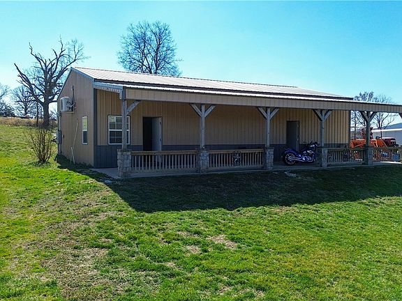 3rd image of 10781 Illinois Chapel Rd