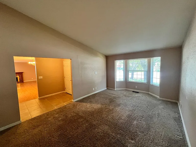 4385 Camino Lindo Way — Photo 6