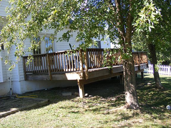 5th image of 104 Basalt Dr