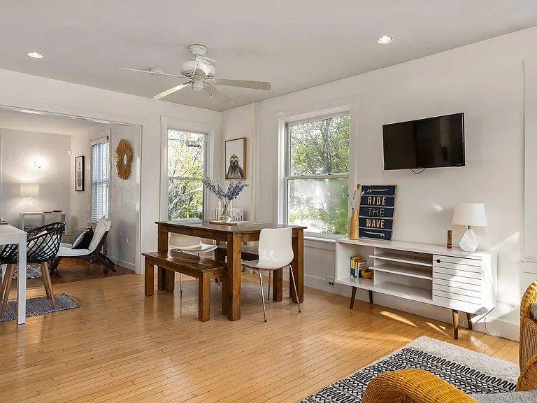 Sparhawk St — Photo 12