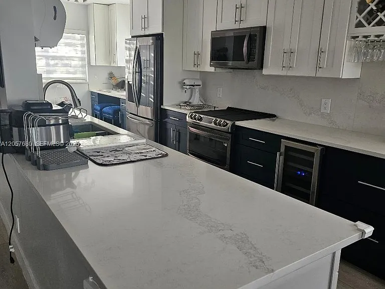 1101 SW 128th Ter #301C — Photo 5