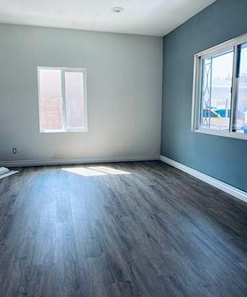 4th image of 1043 W 25th St