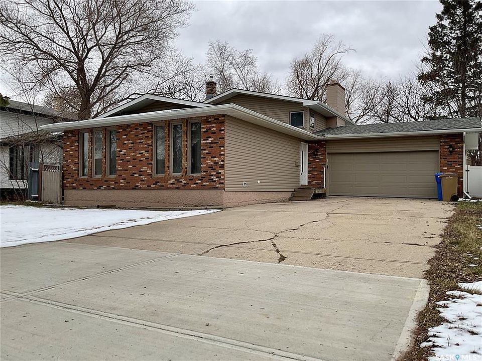 1st image of 114 Windfield ROAD