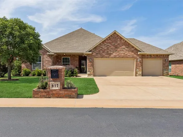 617 Spavinaw Ln, Edmond, OK 73025