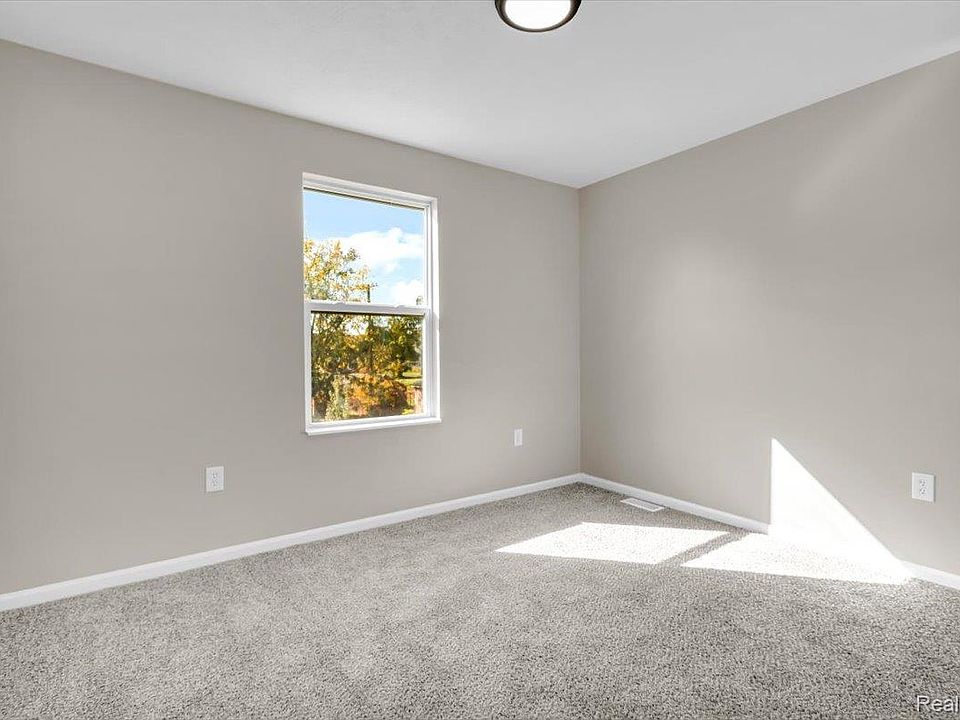 4989 Scotten St, photo 13