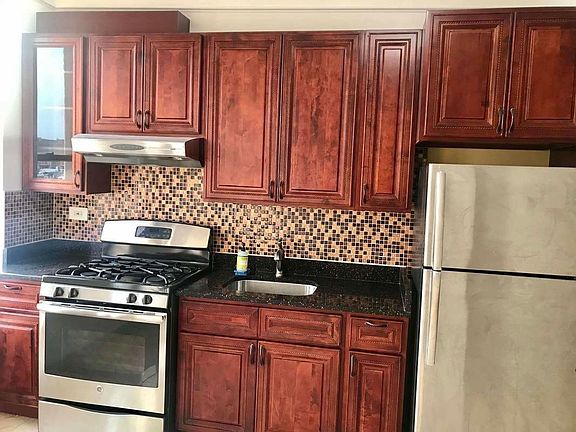 3rd image of 842 Bushwick Ave Floor 4