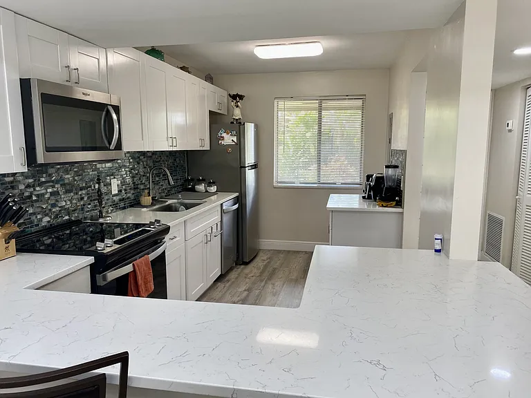 4501 Fountains Dr #106 — Photo 4