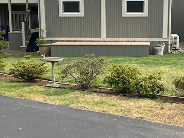 16345 Grootendorst Ln #8, Brookings, OR 97415