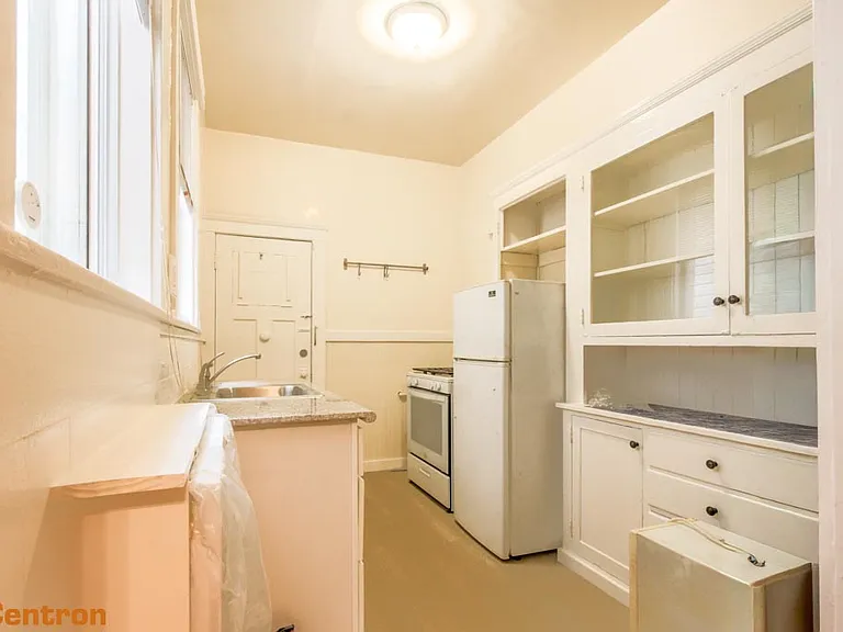 1440 Clay St #2A — Photo 8