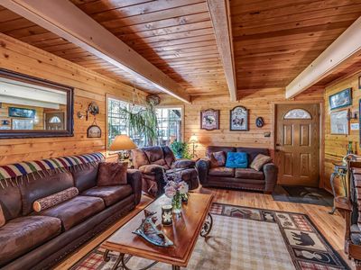 1048 Stockton Ave, South Lake Tahoe, CA, 96150