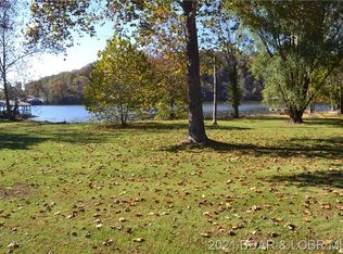 24306 Seals Rd, Versailles, MO 65084