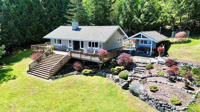 2nd image of 92 Flagpoint Lane