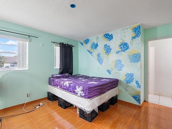 5th image of 1900 SW 85th Avenue