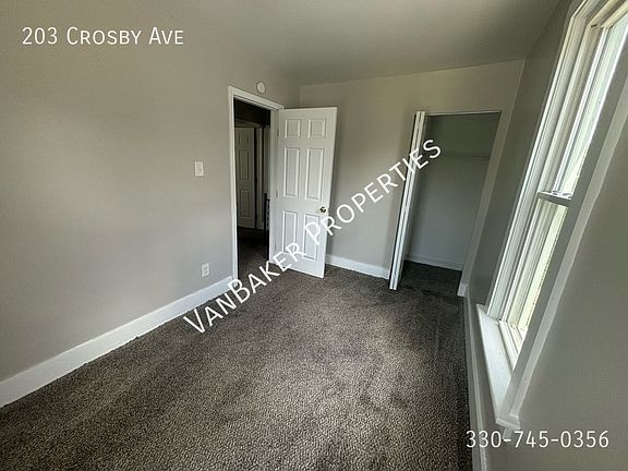 5th image of 203 Crosby St