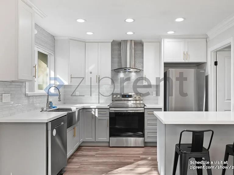 686 Whitewater Ct — Photo 11
