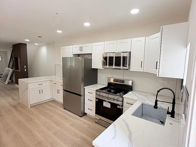 1613 N Bailey St — Photo 21