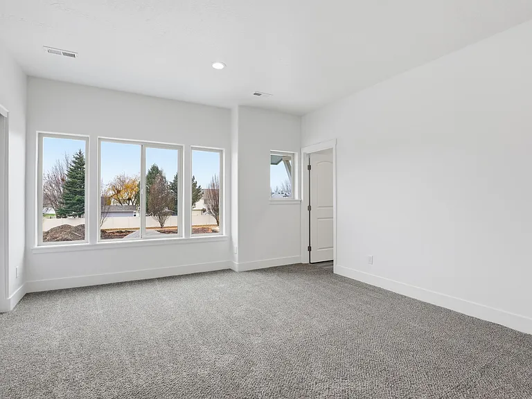 645 N Creative Way — Photo 10
