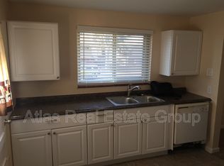 1128 Clinton St, Aurora, CO 80010