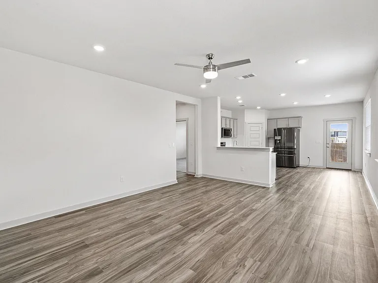 7713 Jacobean Way — Photo 6