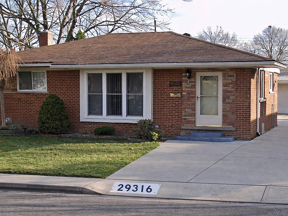 1st image of 29316 Roan Dr