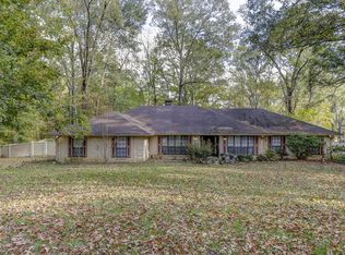 105 Stratford Way, Vicksburg, MS 39180