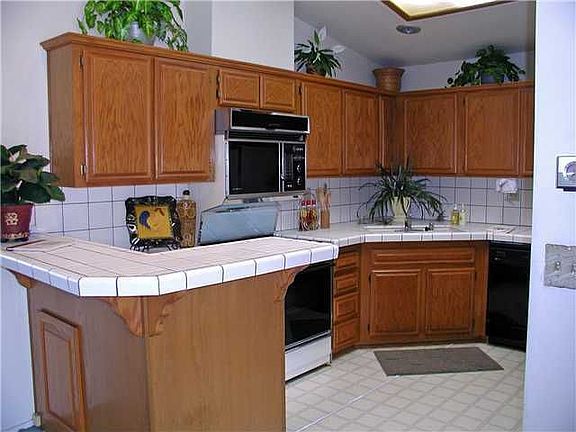 2nd image of 2010 W San Marcos Blvd Unit 88
