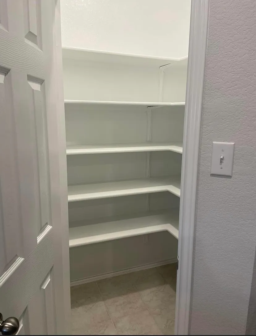 4 bed, 1761 sqft, $1,775 — Photo 3
