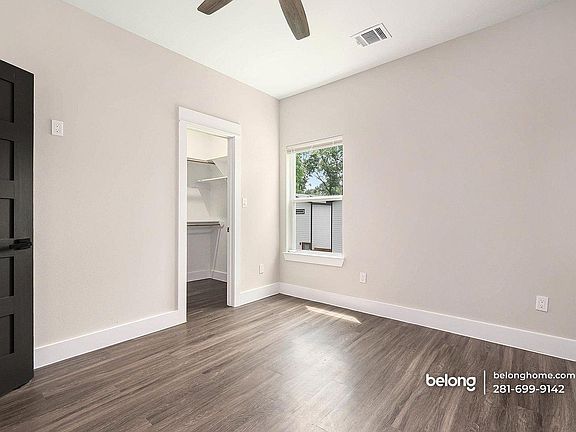 4th image of 8119 Venus St #B