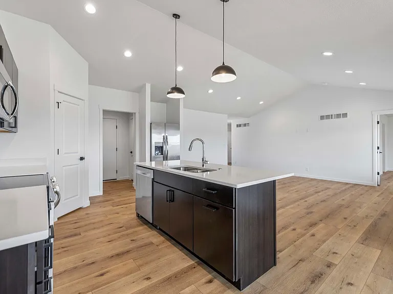 Castle Pine Dr — Photo 31