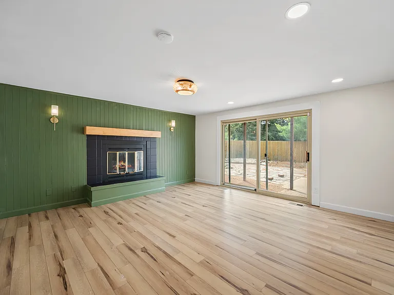 2785 Frazier Ln — Photo 13