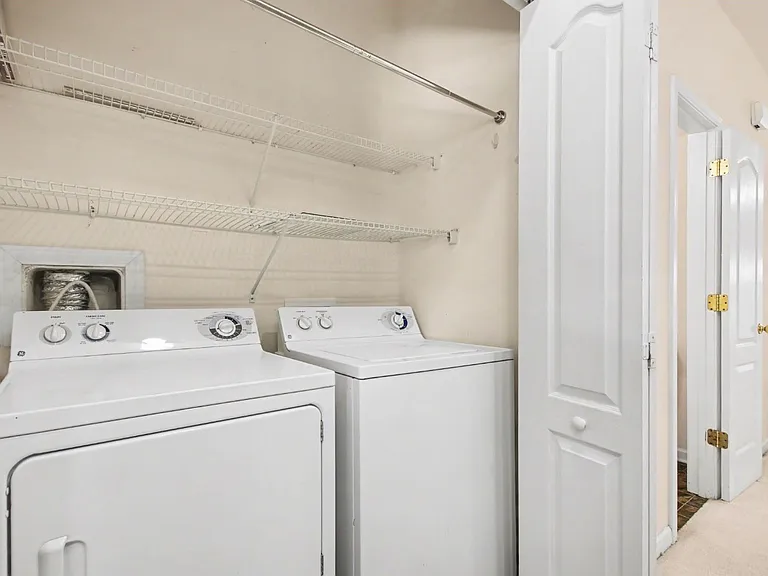 2367 Suwanee Pointe Dr #2367 — Photo 21