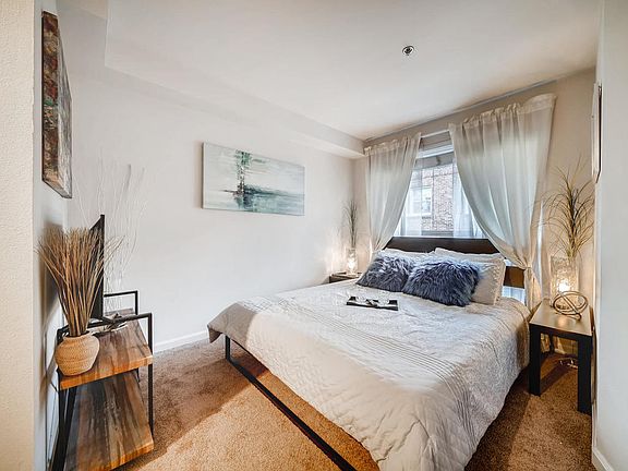 5th image of 530 Melrose Ave E APT 507