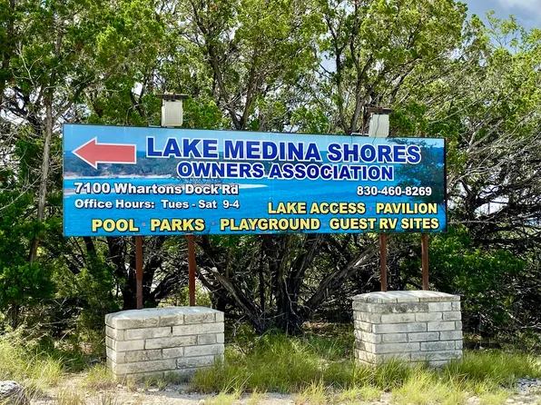 LOT 36-37 Wyatt Earp LOT 36-37, Bandera, TX 78003