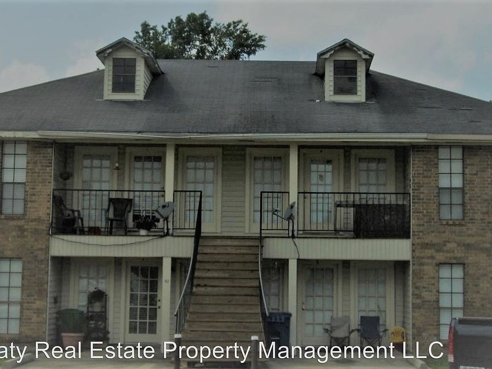 1st image of 102 Country Ln APT A