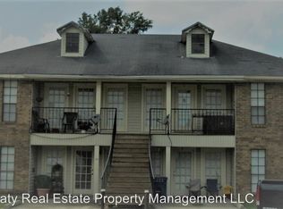102 Country Ln APT A, Lafayette, LA 70508