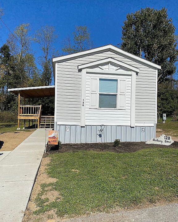 128 Hickory Ln * Danville